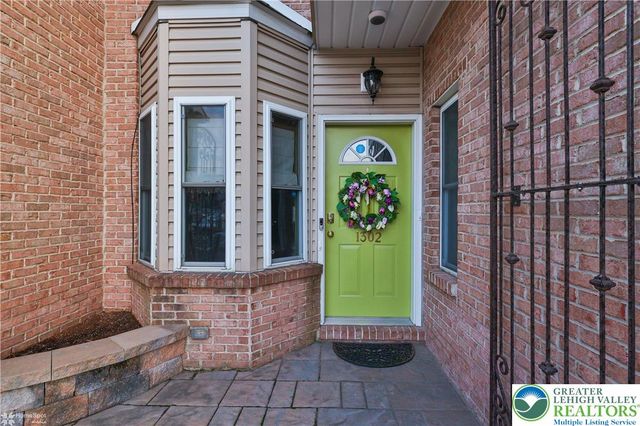 1302 Adams Street, Allen Twp, PA 18067