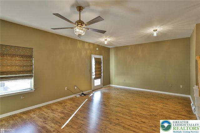 1302 Adams Street, Allen Twp, PA 18067