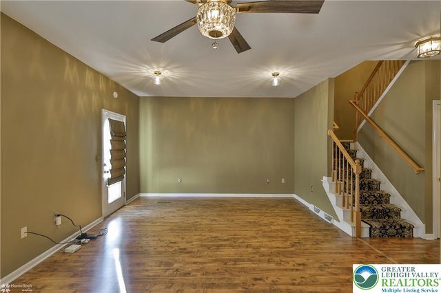 1302 Adams Street, Allen Twp, PA 18067