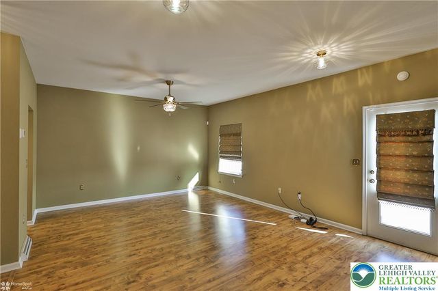 1302 Adams Street, Allen Twp, PA 18067