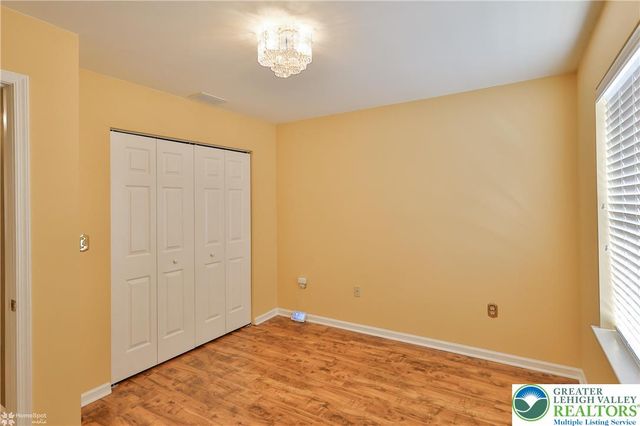 1302 Adams Street, Allen Twp, PA 18067