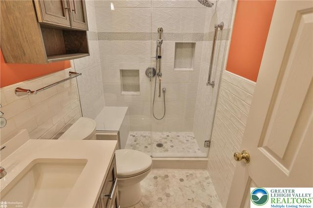 1302 Adams Street, Allen Twp, PA 18067