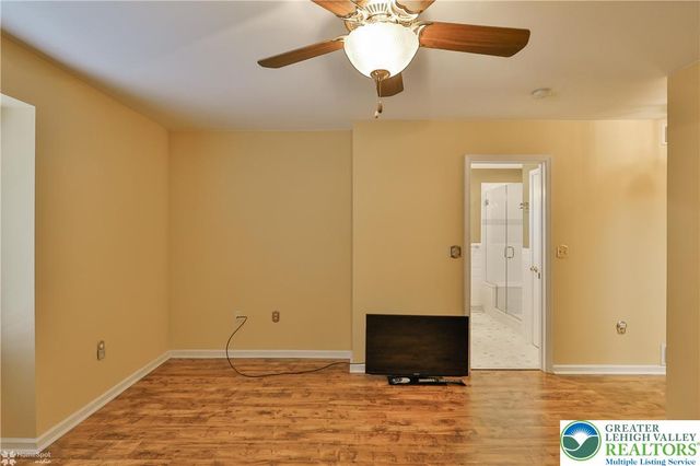 1302 Adams Street, Allen Twp, PA 18067