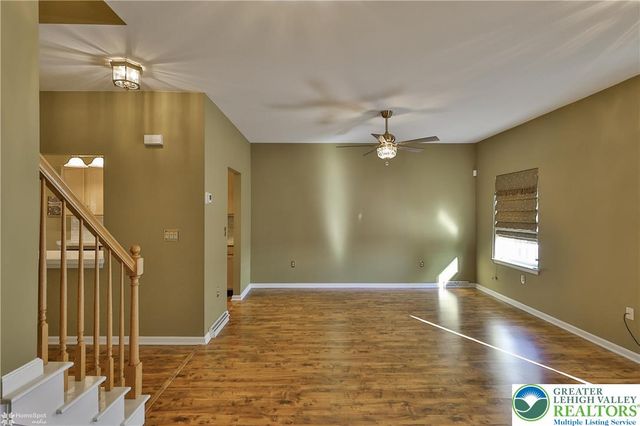 1302 Adams Street, Allen Twp, PA 18067