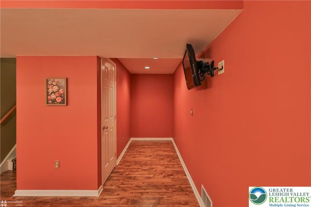 1302 Adams Street, Allen Twp, PA 18067