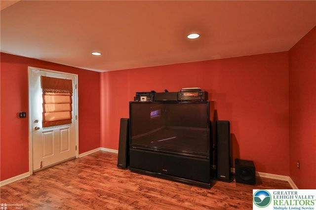 1302 Adams Street, Allen Twp, PA 18067