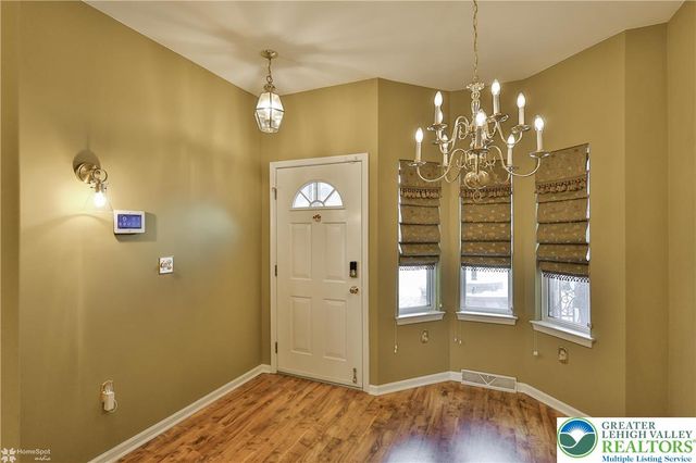 1302 Adams Street, Allen Twp, PA 18067