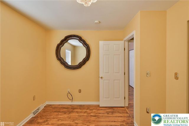 1302 Adams Street, Allen Twp, PA 18067