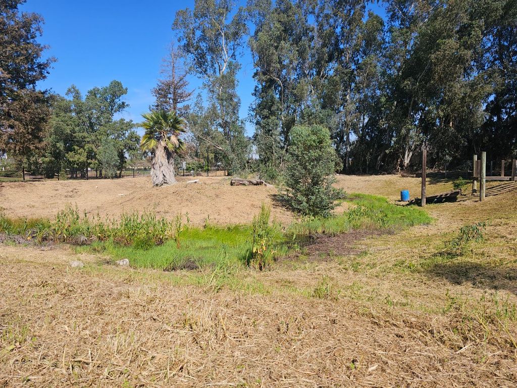 Image 27 of property listing at 35634 Marciel Avenue, Madera, CA 93636