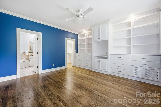 2204 E Cumming Woods Lane, Hendersonville, NC 28739