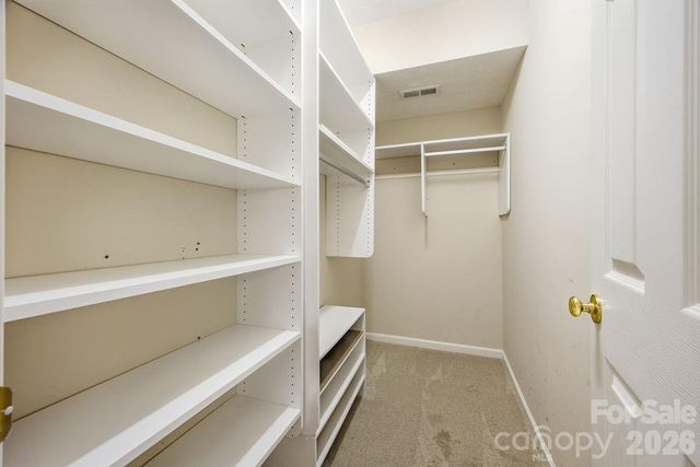 2204 E Cumming Woods Lane, Hendersonville, NC 28739
