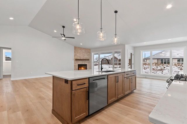 1412 DIVINITY DRIVE, De Pere, WI 54115