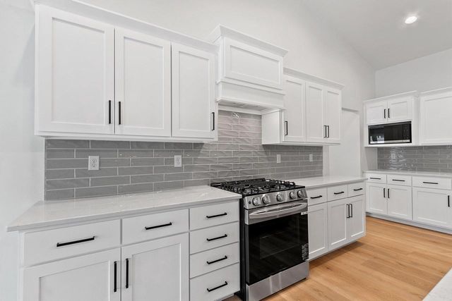 1412 DIVINITY DRIVE, De Pere, WI 54115