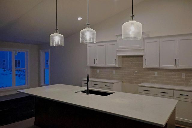 1412 DIVINITY DRIVE, De Pere, WI 54115