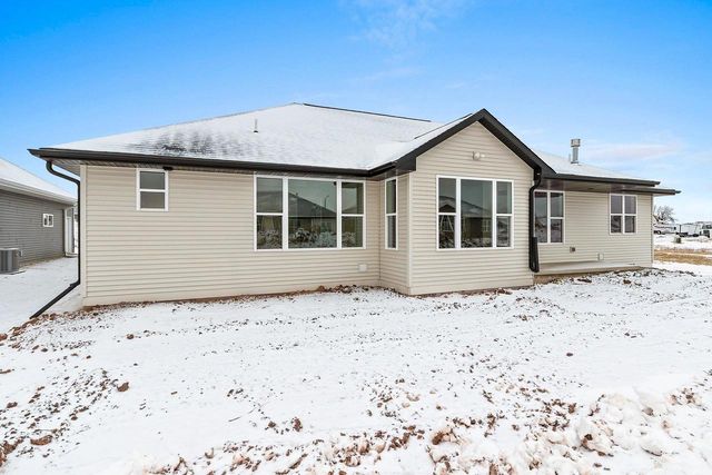 1412 DIVINITY DRIVE, De Pere, WI 54115