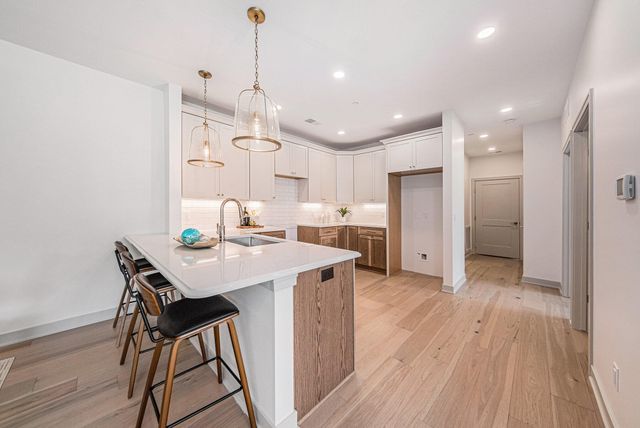 621 Woodland Drive, Dexter, MI 48130