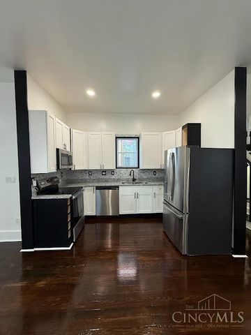 924 McPherson Avenue, Cincinnati, OH 45205