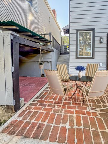 924 McPherson Avenue, Cincinnati, OH 45205