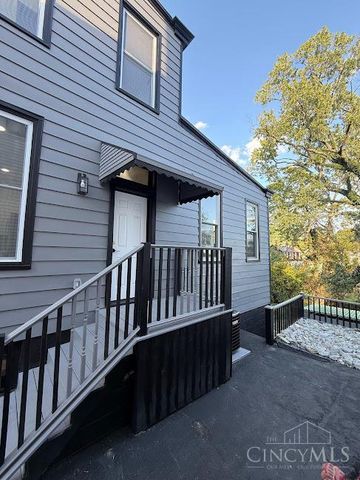 924 McPherson Avenue, Cincinnati, OH 45205