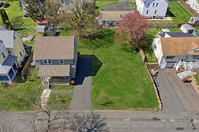 20 Ottawa St, Agawam, MA 01001