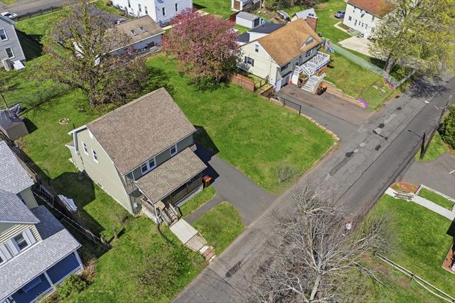 20 Ottawa St, Agawam, MA 01001