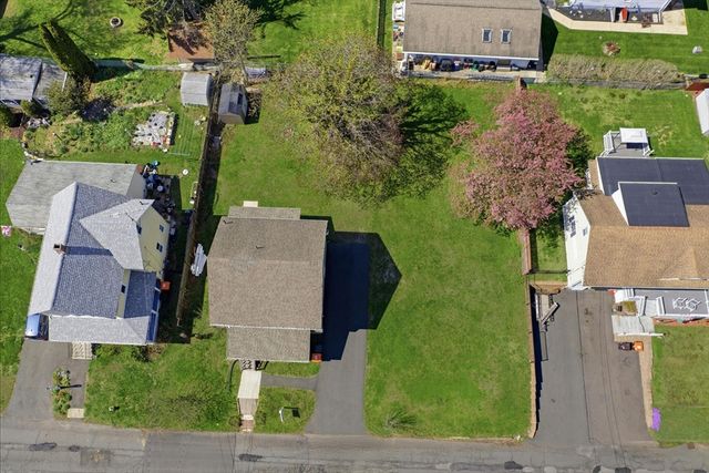 20 Ottawa St, Agawam, MA 01001