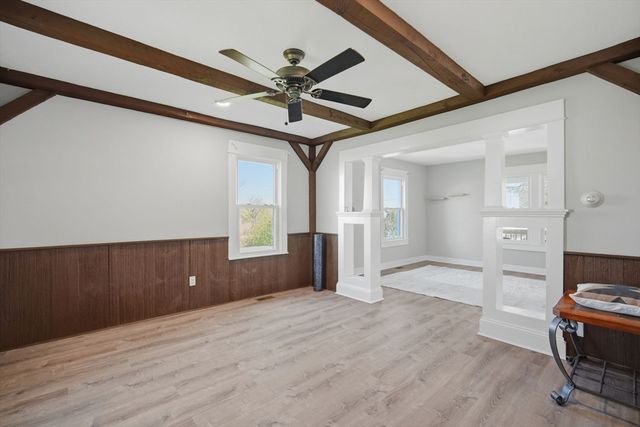 20 Ottawa St, Agawam, MA 01001