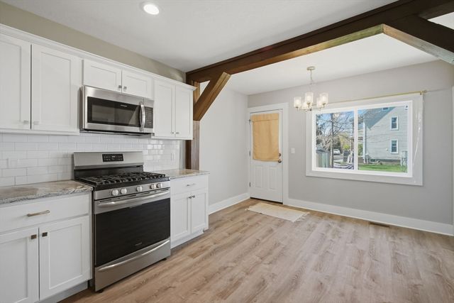 20 Ottawa St, Agawam, MA 01001
