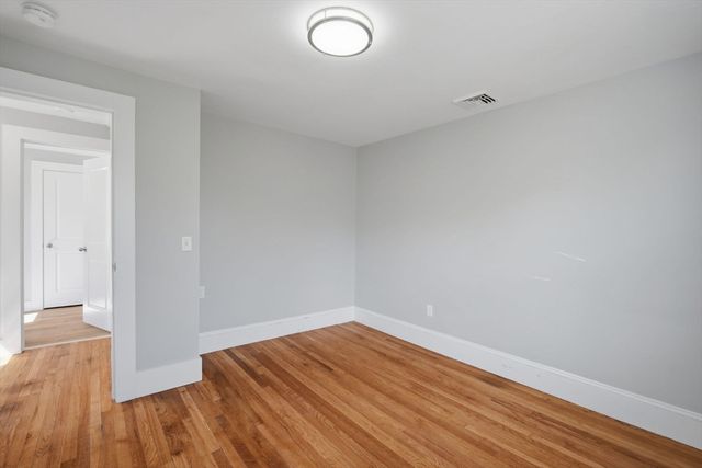 20 Ottawa St, Agawam, MA 01001
