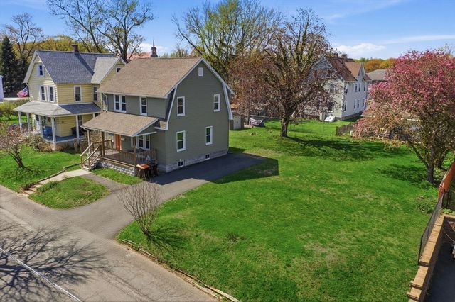 20 Ottawa St, Agawam, MA 01001