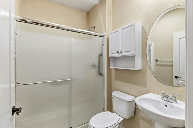 1656 Marseille Ln, Roseville, CA 95747