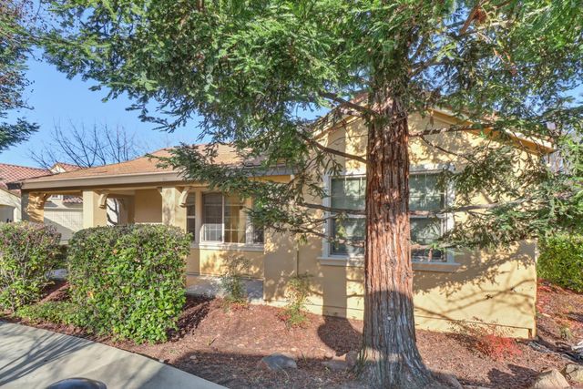 1656 Marseille Ln, Roseville, CA 95747