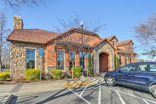 1656 Marseille Ln, Roseville, CA 95747