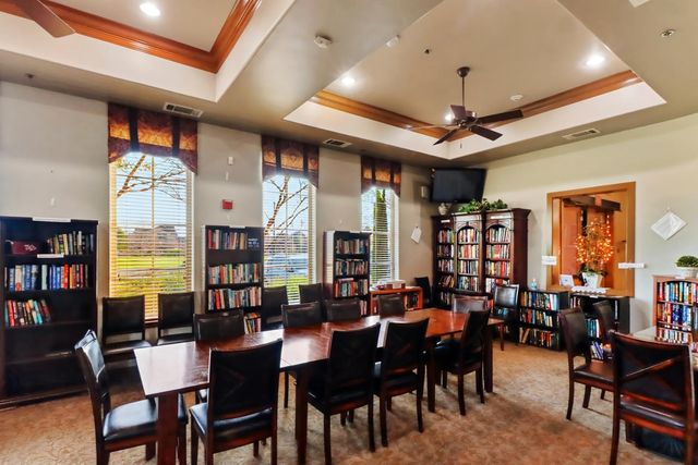 1656 Marseille Ln, Roseville, CA 95747