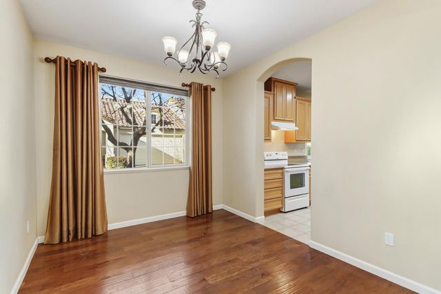 1656 Marseille Ln, Roseville, CA 95747