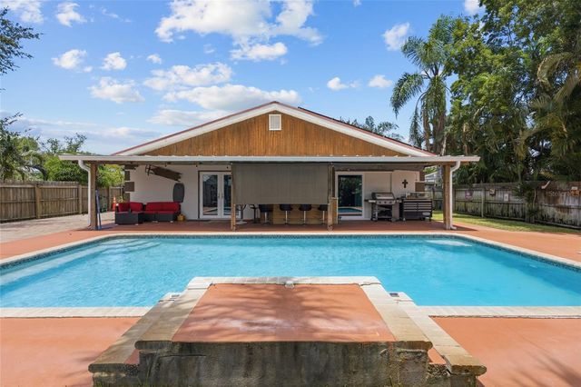311 62ND STREET W, Bradenton, FL 34209