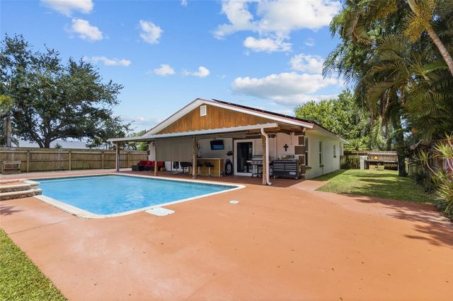 311 62ND STREET W, Bradenton, FL 34209