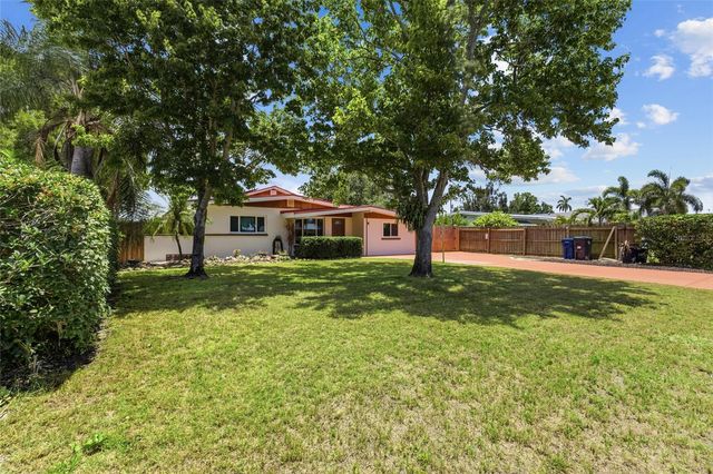 311 62ND STREET W, Bradenton, FL 34209