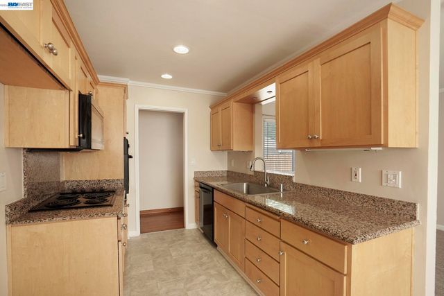 2765 Kennedy St, Livermore, CA 94551