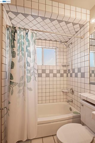 2765 Kennedy St, Livermore, CA 94551