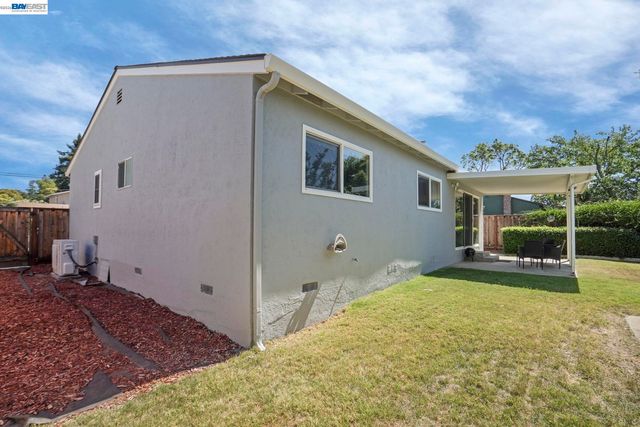 2765 Kennedy St, Livermore, CA 94551