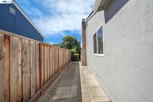 2765 Kennedy St, Livermore, CA 94551