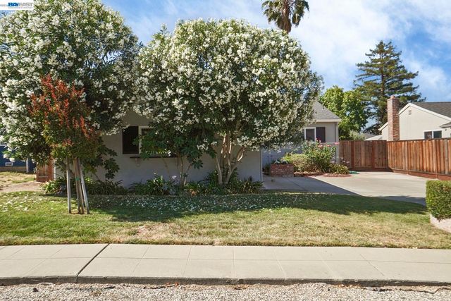 2765 Kennedy St, Livermore, CA 94551