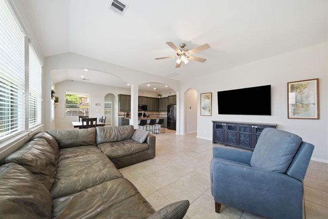 224 Harbor Bend Lane, League City, TX 77539