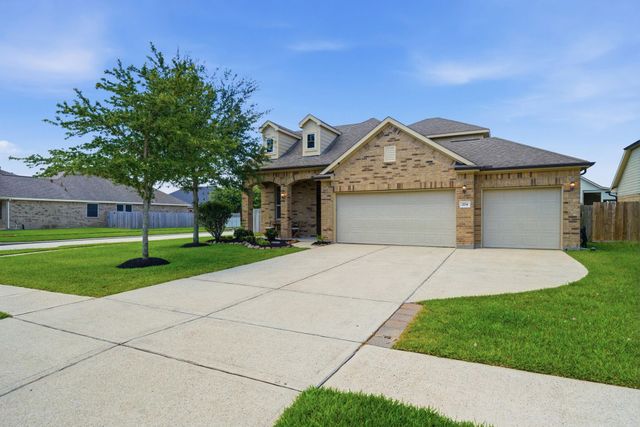 224 Harbor Bend Lane, League City, TX 77539
