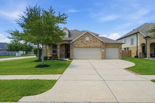224 Harbor Bend Lane, League City, TX 77539