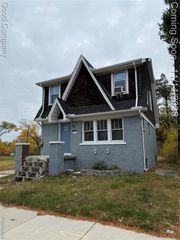 15361 Stansbury Street, Detroit, MI 48227