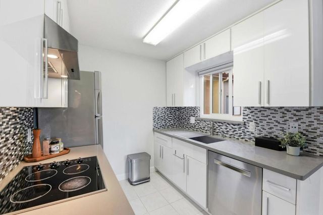 2250 Monroe Street 358, Santa Clara, CA 95050