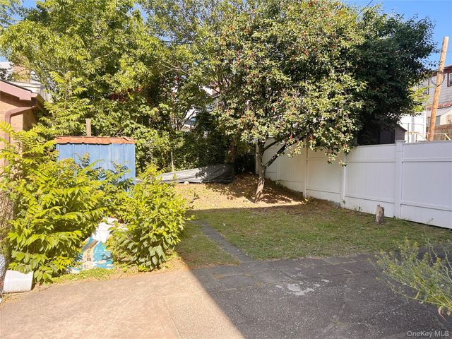 5835 155th Street, Flushing, NY 11355