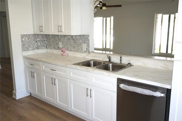 9182 42ND WAY N 5, Pinellas Park, FL 33782